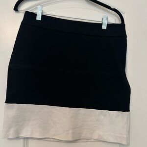Black and white cotton mini skirt